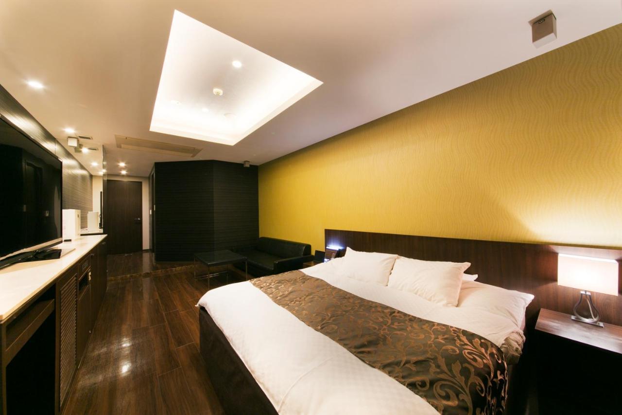 Hotel Lotus Toyonaka (Adults Only) Exterior photo