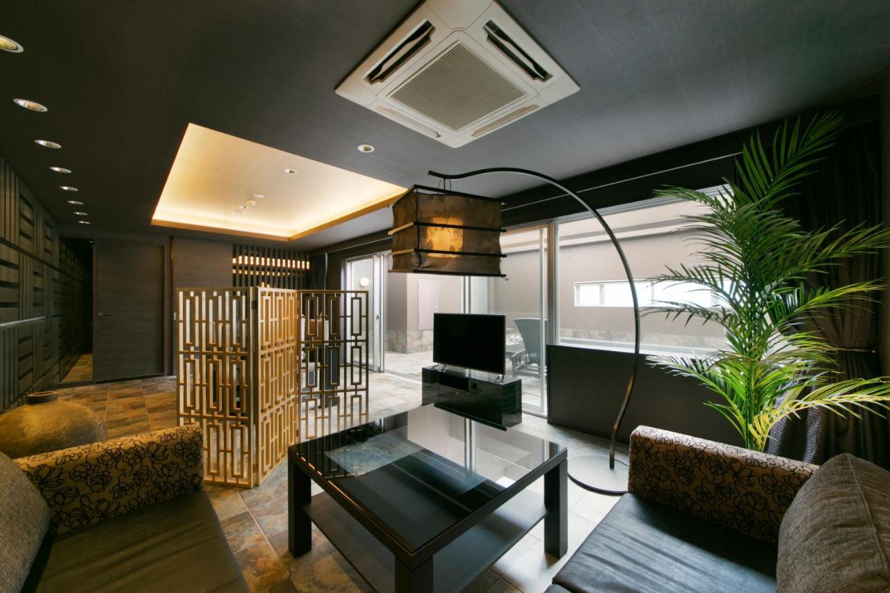 Hotel Lotus Toyonaka (Adults Only) Exterior photo