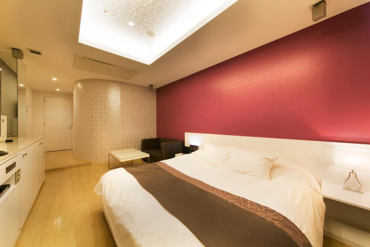 Hotel Lotus Toyonaka (Adults Only) Exterior photo